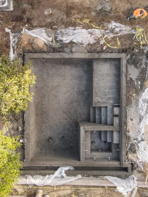 Affordable lawn mowing service with custom design in Santa Monica, CA by SM Brothers Landscape