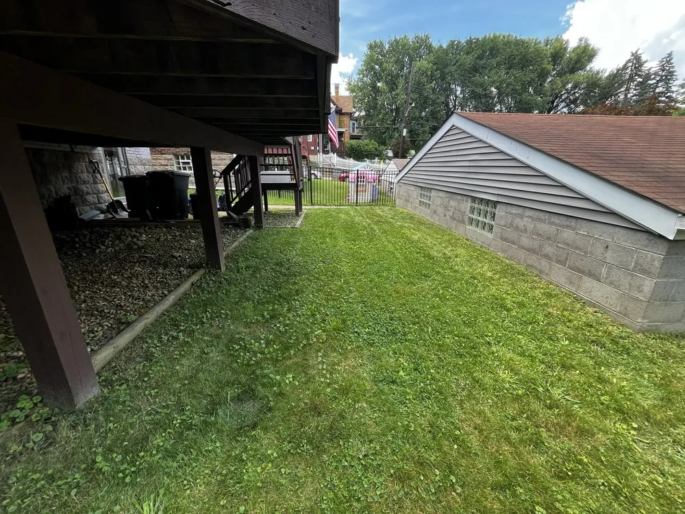 Custom yard maintenance experts serving Avalon, PA - S.M Landscapes