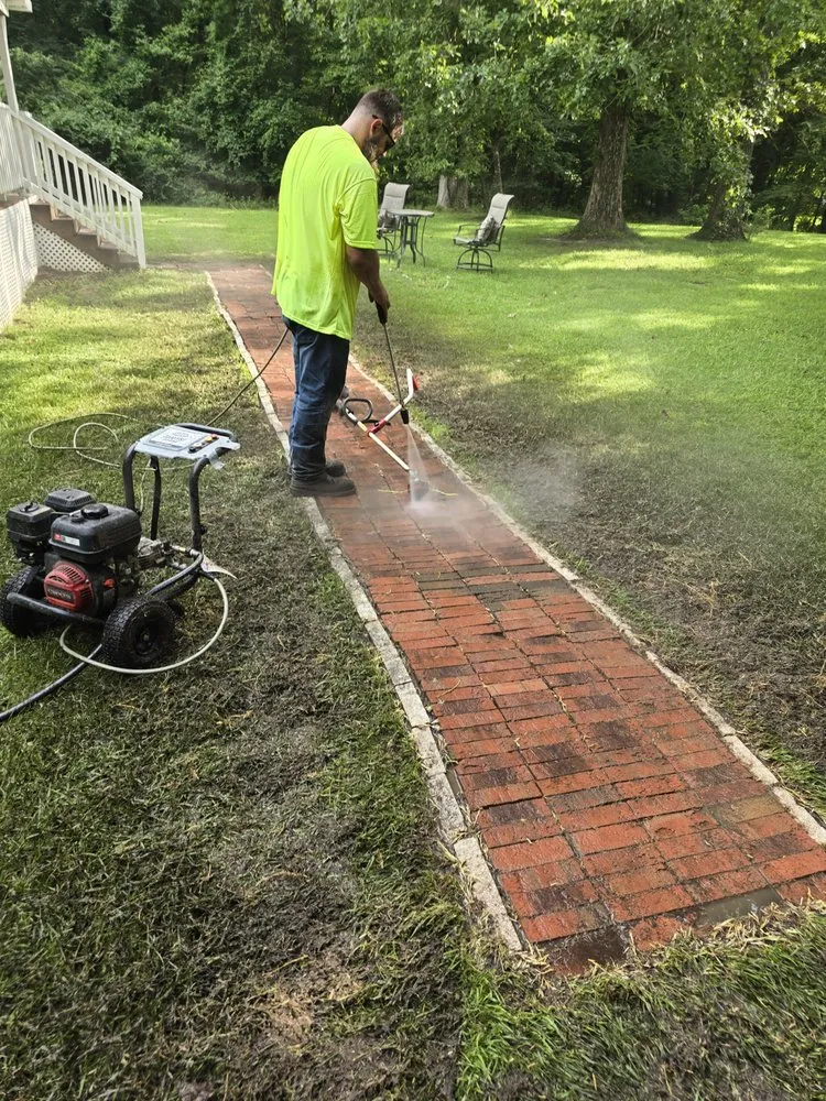 Trusted garden landscaping experts serving Richlands, NC - S&M Lawn Care & More