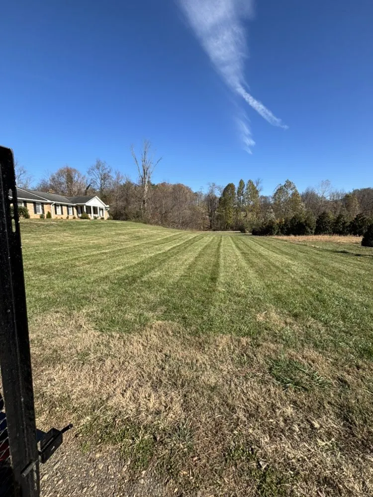 Affordable yard maintenance in Morganton, NC - SM Lawncare