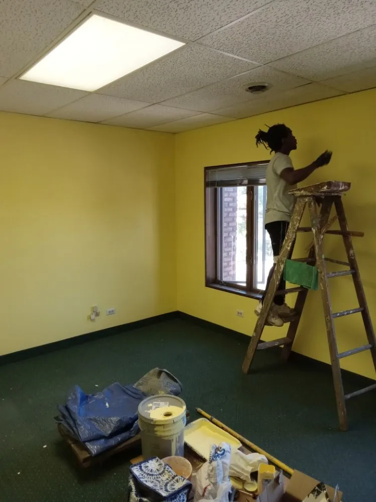 Trusted yard maintenance near you across Chicago, IL - S&M residential services