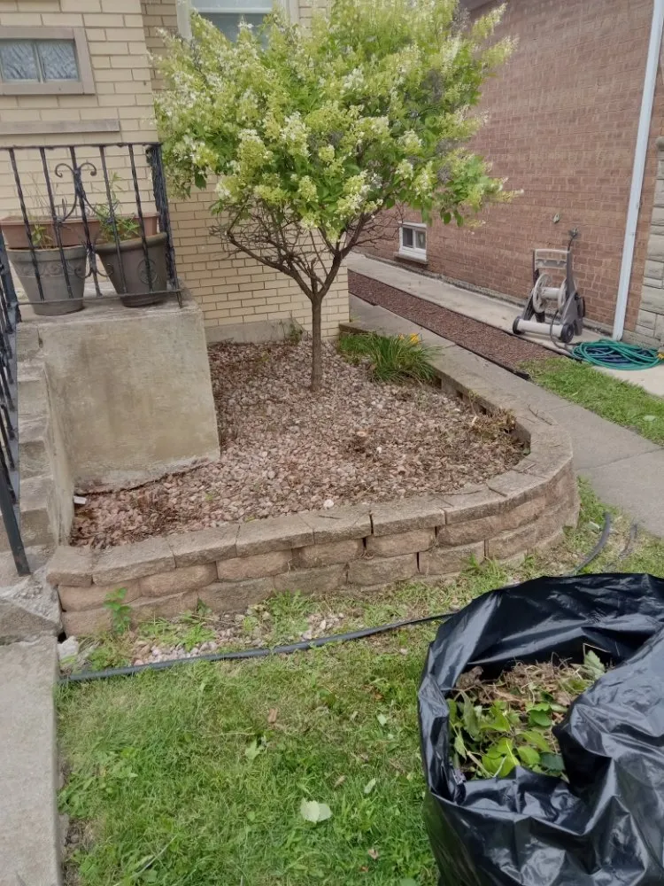 Trusted garden landscaping experts serving Chicago, IL - S&M residential services
