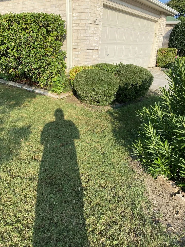 Custom outdoor landscaping in Fort Worth, TX by SMAC Lawn Service