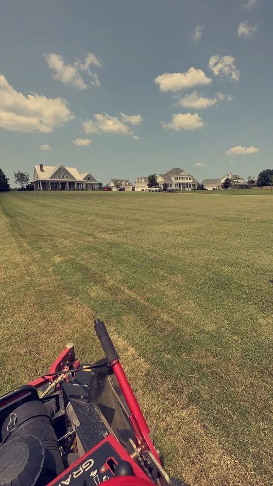 Reliable yard maintenance for beautiful yards in Athens, AL by Small An Big Landscaping