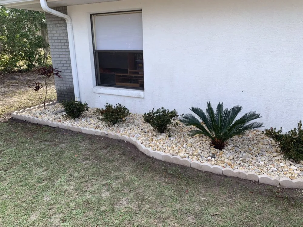 Professional residential landscaping experts serving Inverness, FL - Small That's All Weeding and Planting Service