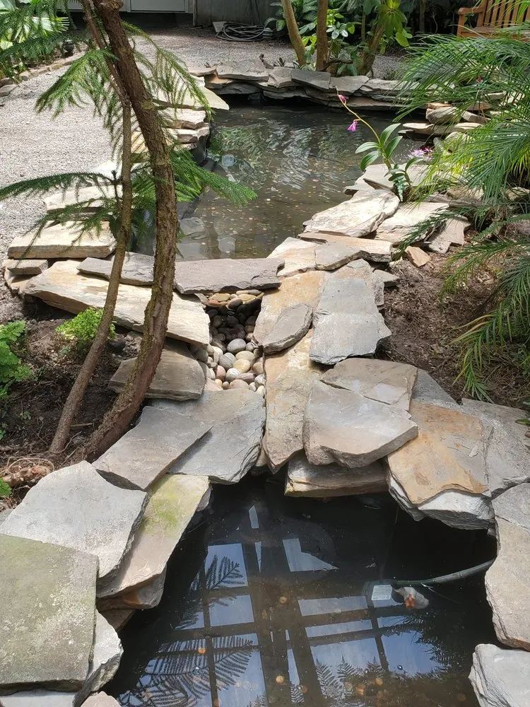 Professional outdoor landscaping experts serving Charleston, SC - Small Thyme Agriculture