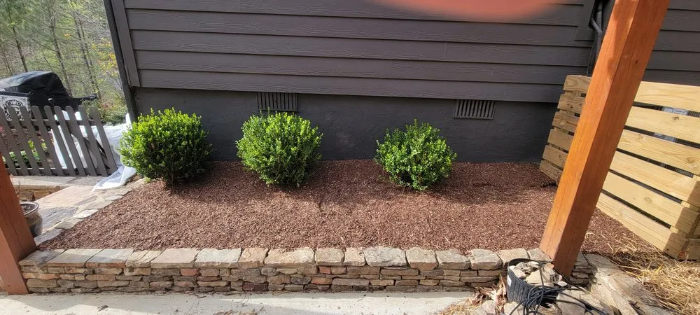 Top-rated landscape design with custom design in Dadeville, AL by Small Time Dirt Work