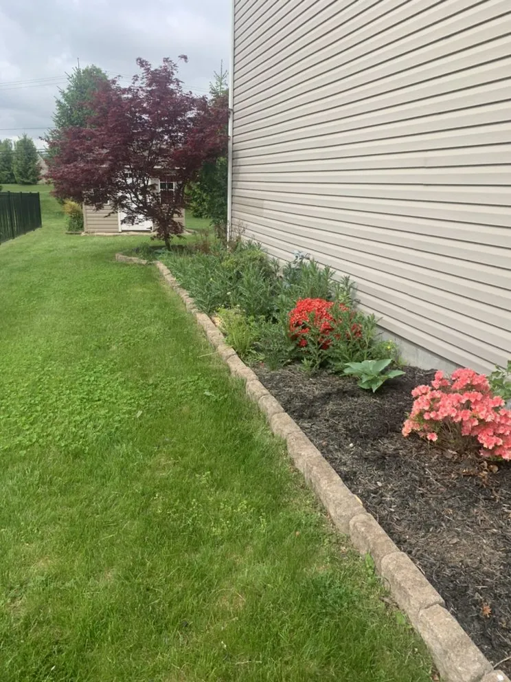 Top-rated outdoor landscaping experts serving Mechanicsburg, PA - Smalley’s Lawn Care