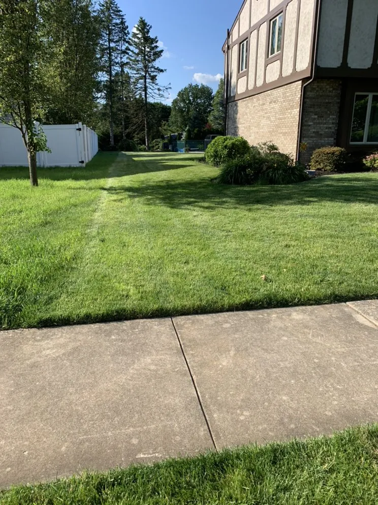 Trusted garden landscaping with custom design in Mechanicsburg, PA by Smalley’s Lawn Care