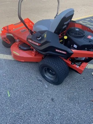 Smalls Lawn Care Logo