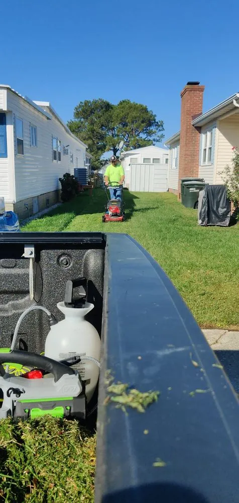 Custom landscape installation experts serving Salisbury, MD - Small's Lawn Mowing