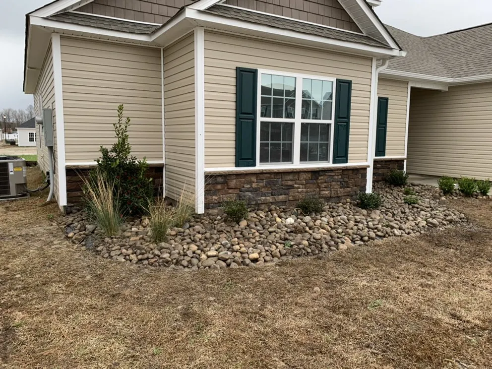 Expert lawn care service experts serving New Bern, NC - Smalls mowing and landscaping