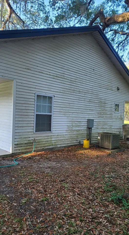 Expert yard maintenance in High Springs, FL - Smalltown