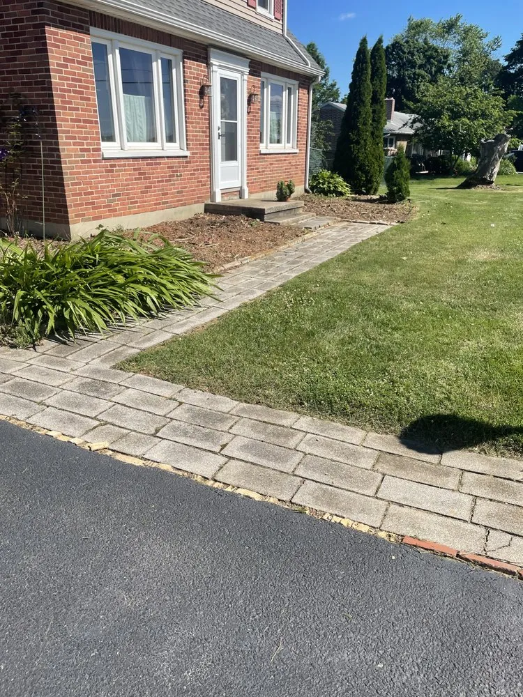 Top-rated yard maintenance experts serving Dover, PA - Smallwoods Lawn Care