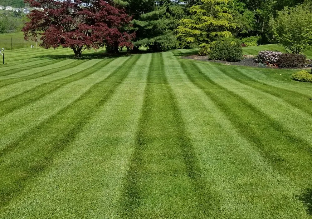 Top-rated outdoor landscaping experts serving Dover, PA - Smallwoods Lawn Care