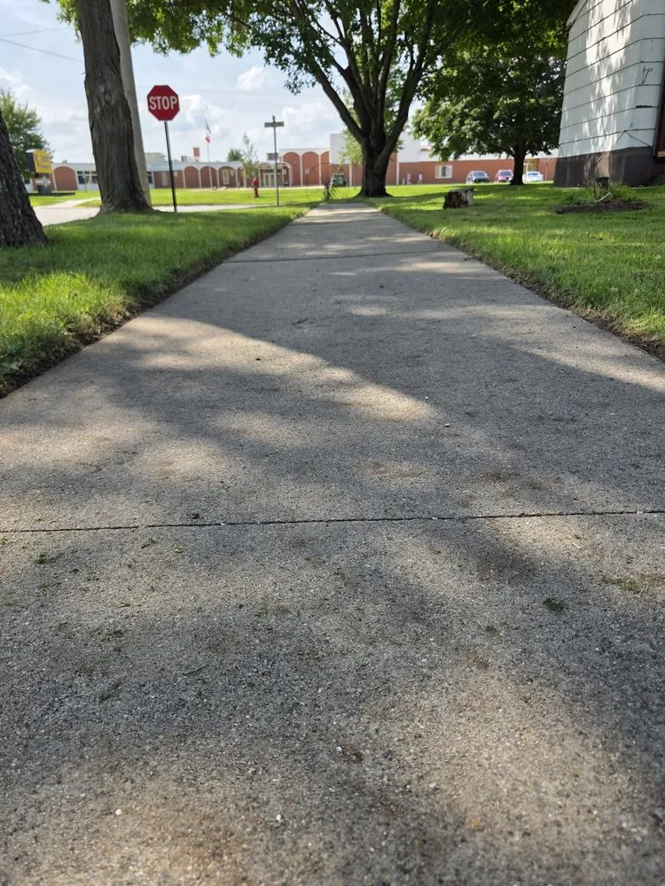 Local landscaping services for homes in Vinton, IA by Smart Do-it-All