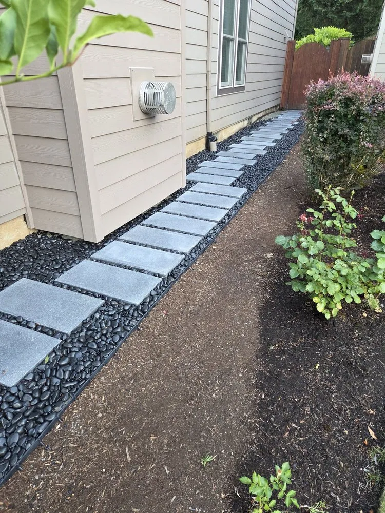 Custom landscaping services in Canby, OR - Smart Donkey Hardscape & Construction