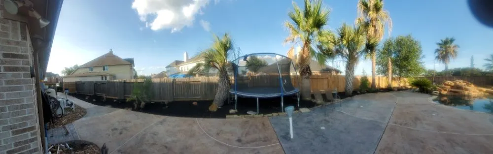 Expert outdoor landscaping in Spring, TX - Smart Dumb Katz Landscaping