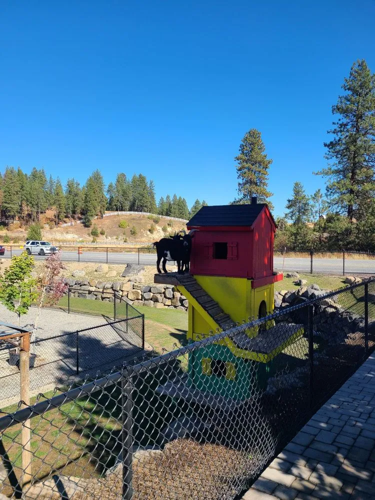 Local residential landscaping experts serving Spokane, WA - Smart Gardens