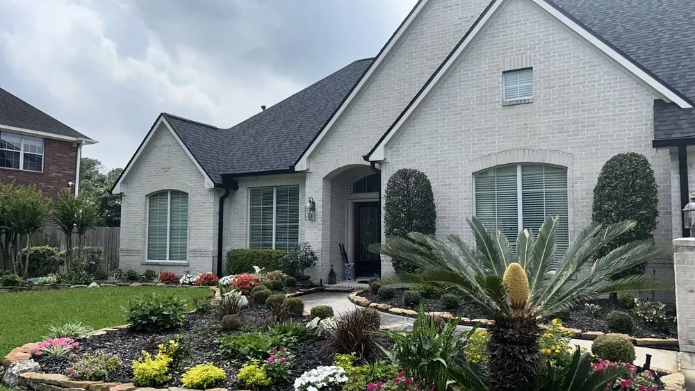 Local yard maintenance in Houston, TX - Smart Homes Remodeling