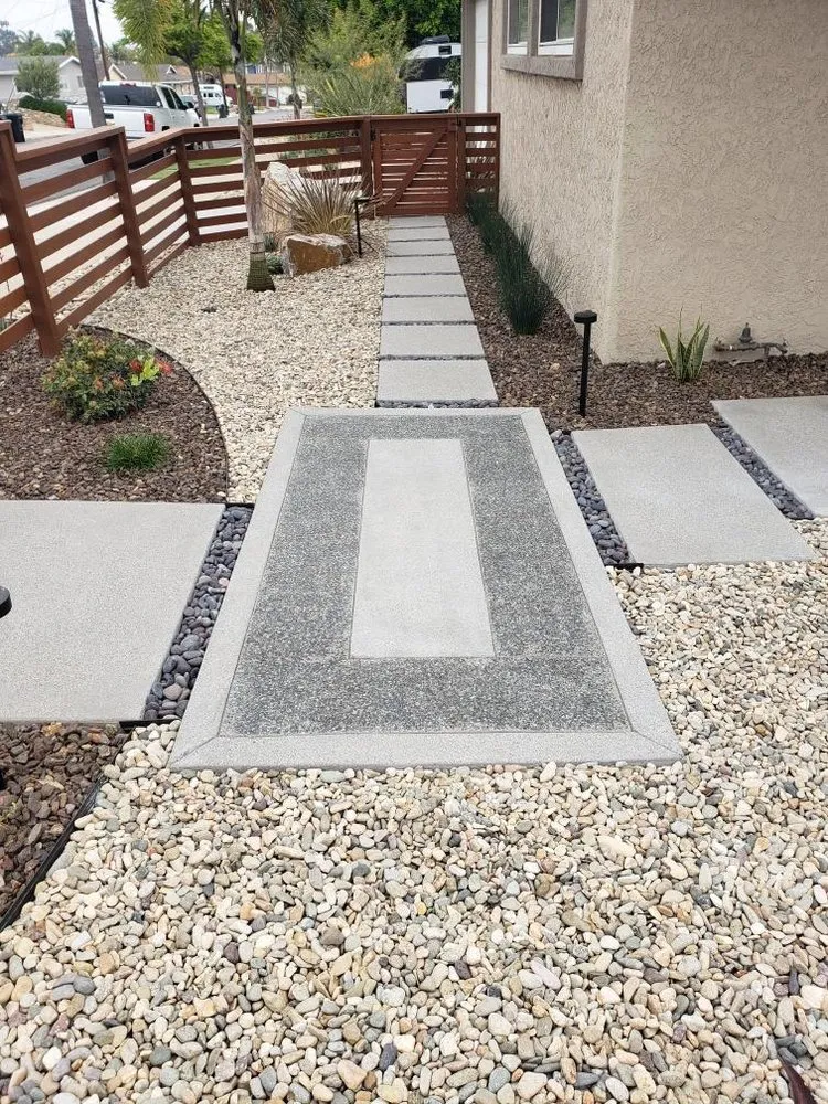 Expert lawn care service in San Diego, CA - Smart Landscape