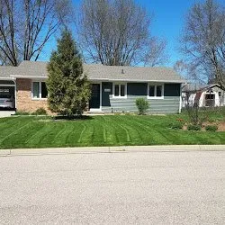 Reliable yard cleanup service in McFarland, WI by Smart Landscaping