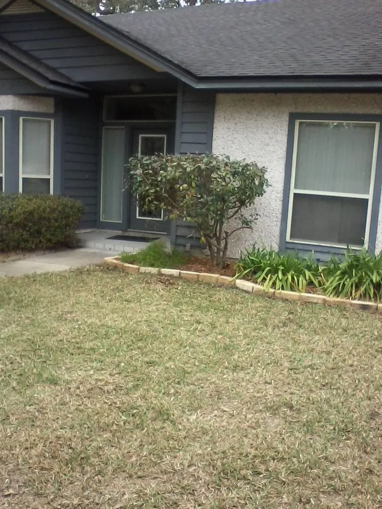 Trusted yard cleanup service for homes across Callahan, FL - Smart Quality Lawn Care
