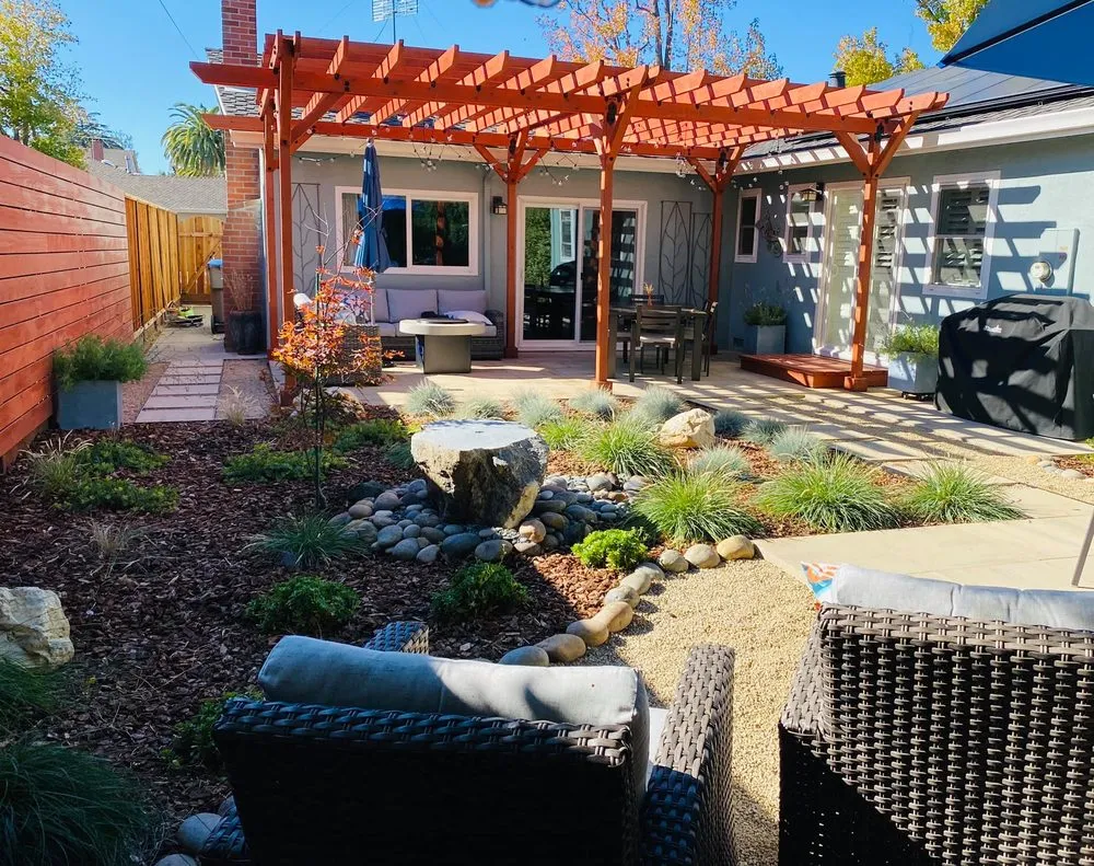 Expert garden landscaping for beautiful yards in San Jose, CA by Smart Yards Co-op