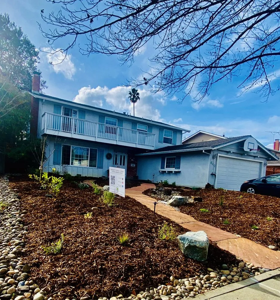 Affordable lawn mowing service for residential properties across San Jose, CA - Smart Yards Co-op