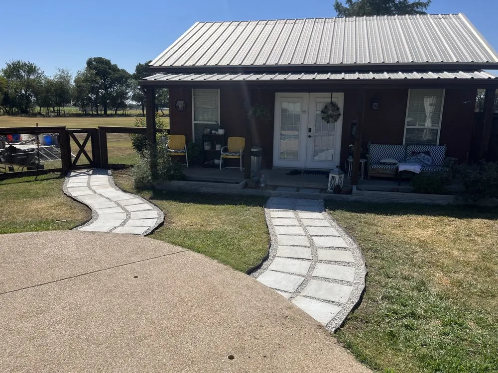 Professional yard maintenance for year-round maintenance across Pilot Point, TX - Smartcrete