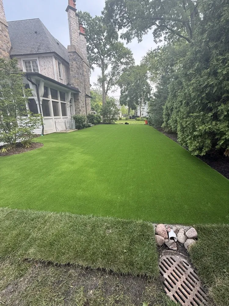 Custom residential landscaping near you across Evanston, IL - Smartgreen Landscaping