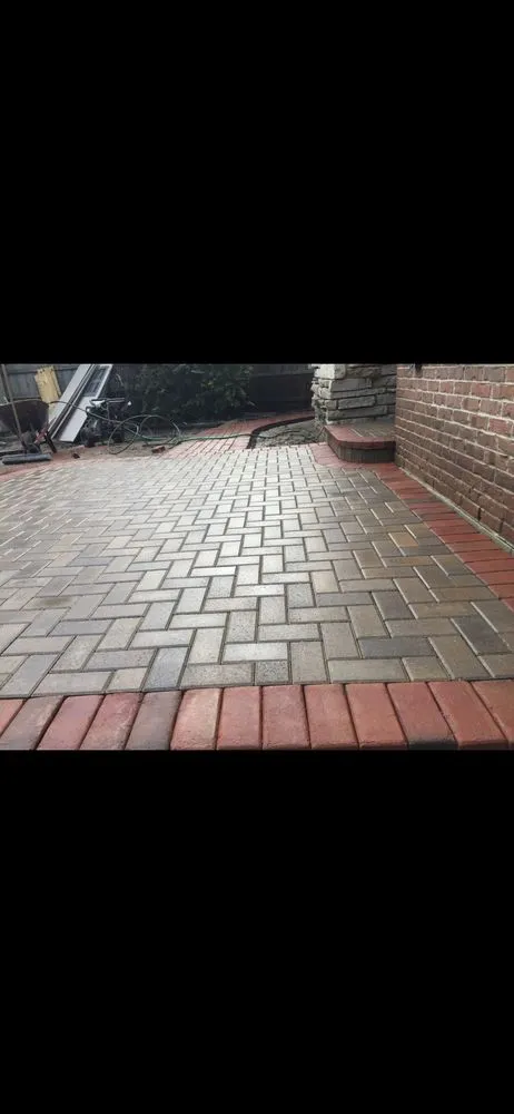 Custom residential landscaping for year-round maintenance across Evanston, IL - Smartgreen Landscaping