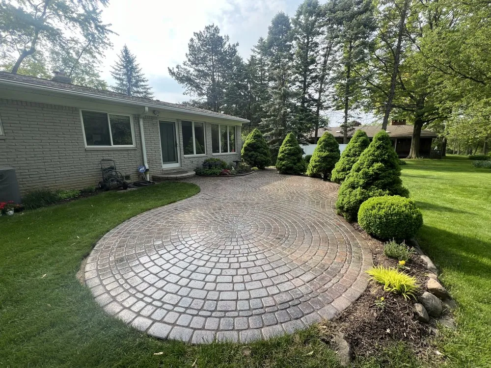 Local landscaping services experts serving Ray Center, MI - Smartscape Landscaping Hardscape