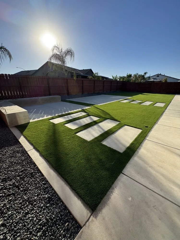 Affordable outdoor landscaping with custom design in Lincoln, CA by Smartscape Turf Innovations