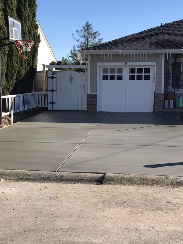 Custom lawn care service near you across Berkeley, CA - Smartscaping