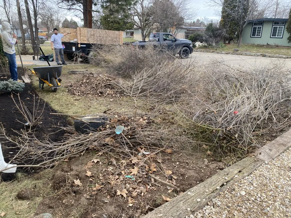Expert landscaping services in Caldwell, ID - Smash & Carry