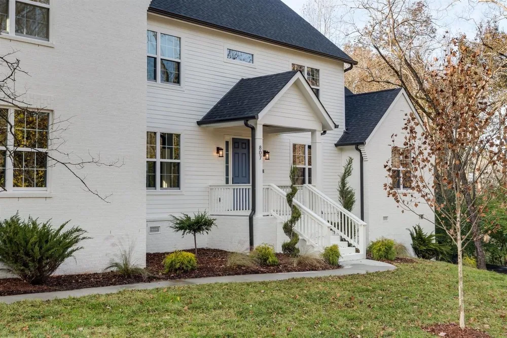 Local yard cleanup service with custom design in Hendersonville, TN by Smashville Construction