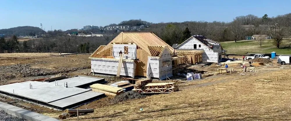 Professional yard maintenance for beautiful yards across Hendersonville, TN - Smashville Construction