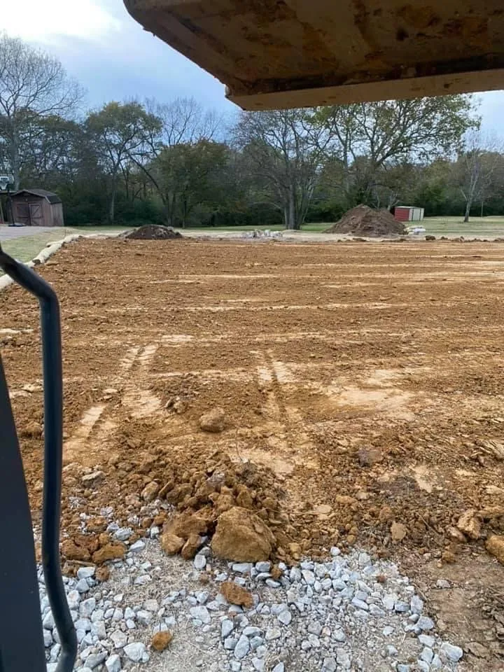 Affordable landscape installation experts serving Hendersonville, TN - Smashville Construction