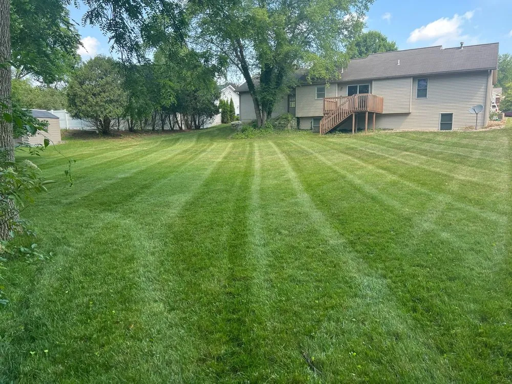 Professional lawn care service in Middlebury, IN by Smeltzer Lawn Care