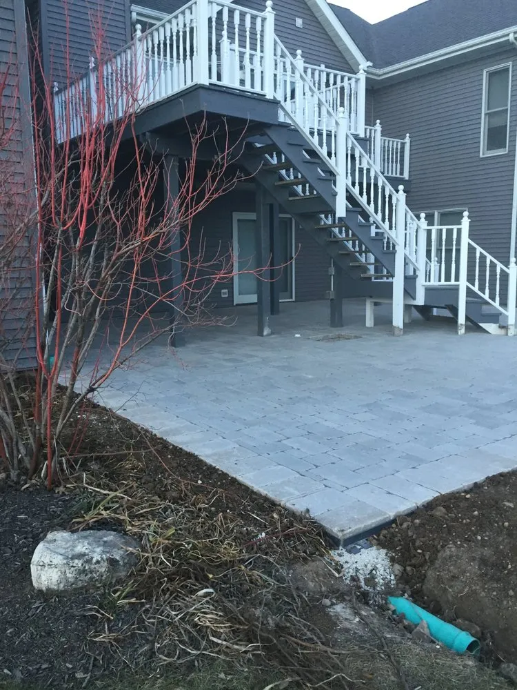 Expert landscape design in Woodstock, IL - SMG Lawn & Landscaping