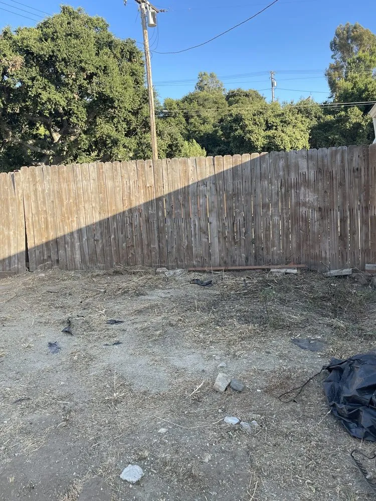 Local yard maintenance in Los Angeles, CA by SMH Junk Removal