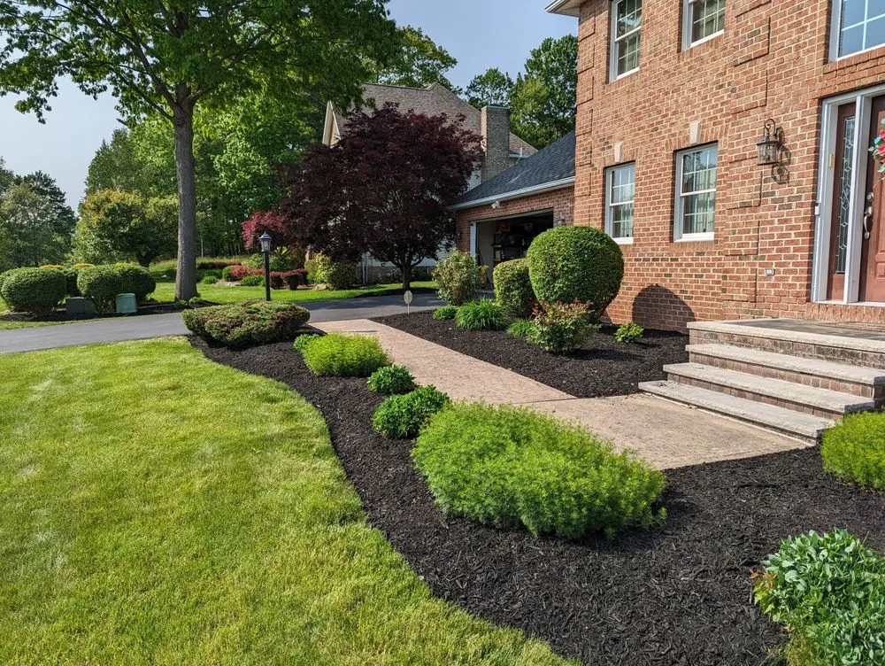 Top-rated garden landscaping in Wilkes Barre, PA by Smile Lawn Care & Landscapers