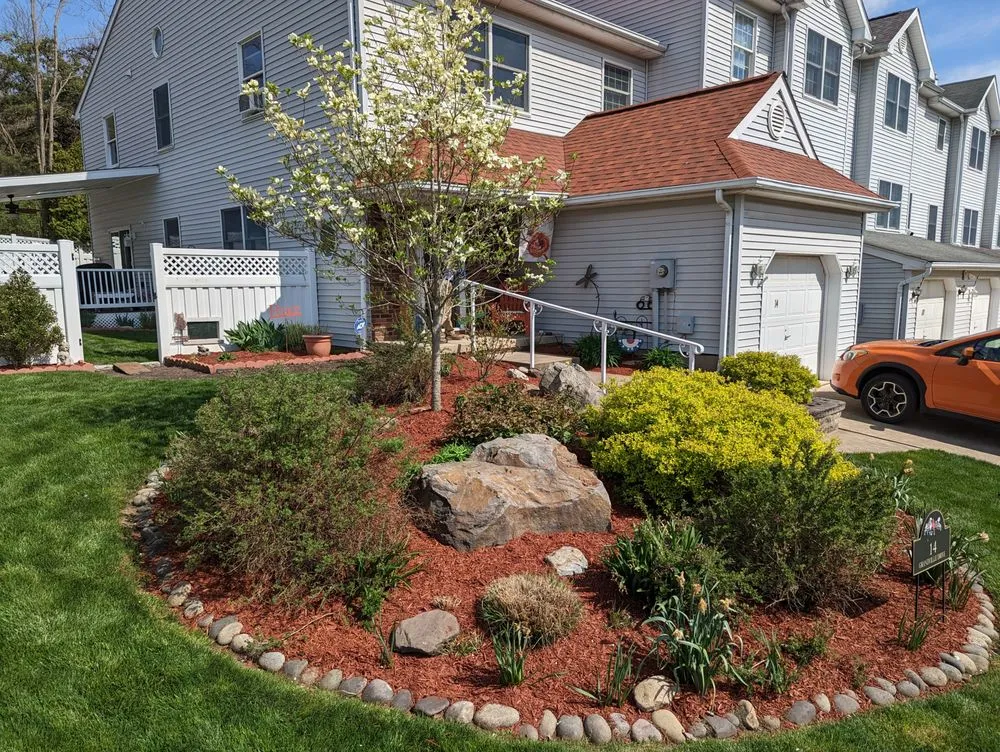 Affordable residential landscaping experts serving Wilkes Barre, PA - Smile Lawn Care & Landscapers