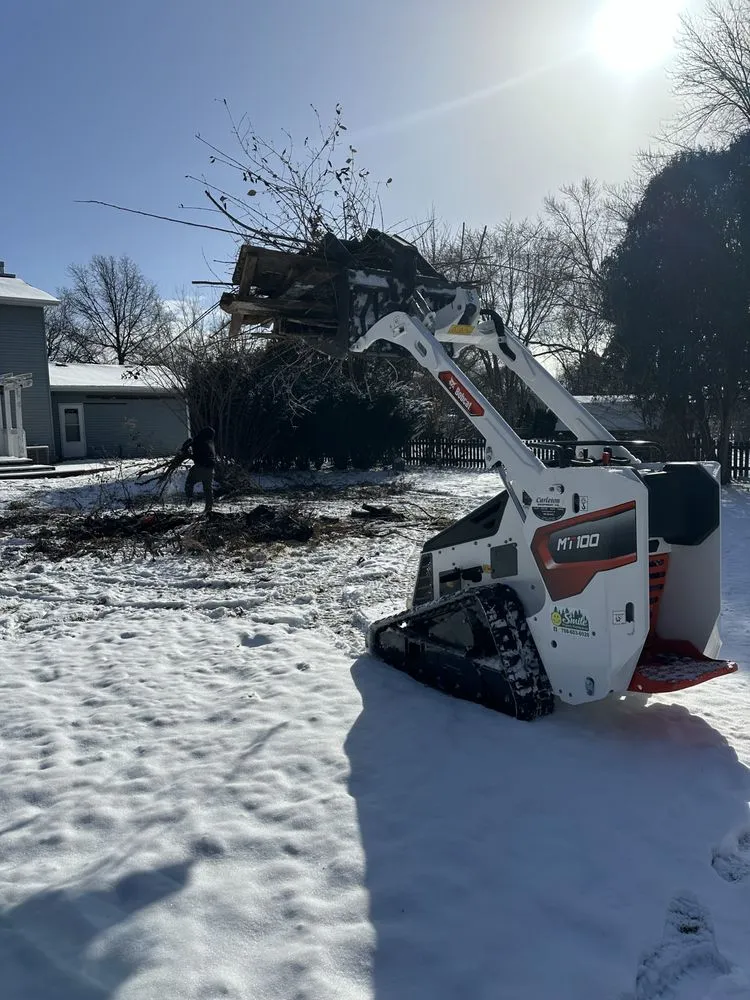 Affordable garden landscaping for beautiful yards across Lake in the Hills, IL - Smile Property Maintenance