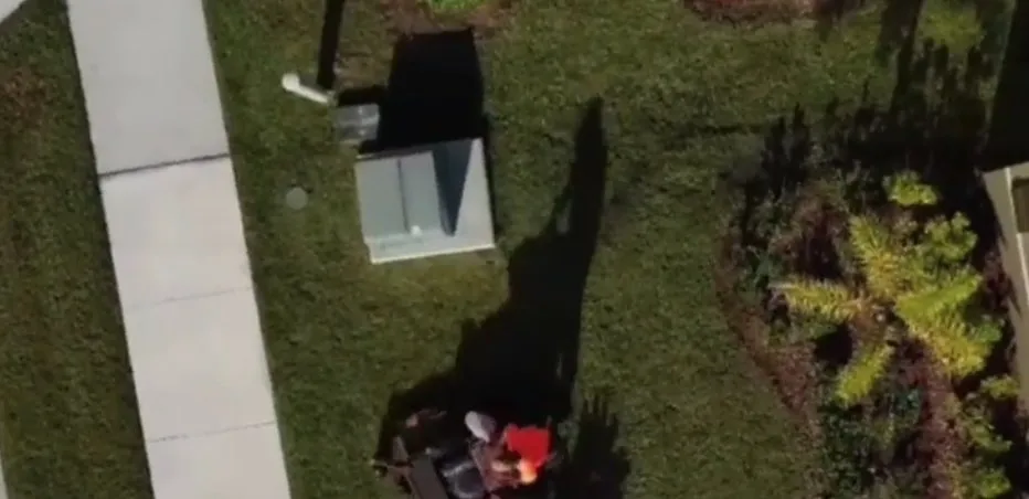 Local lawn mowing service experts serving Palm Bay, FL - Smiley's Lawn Service