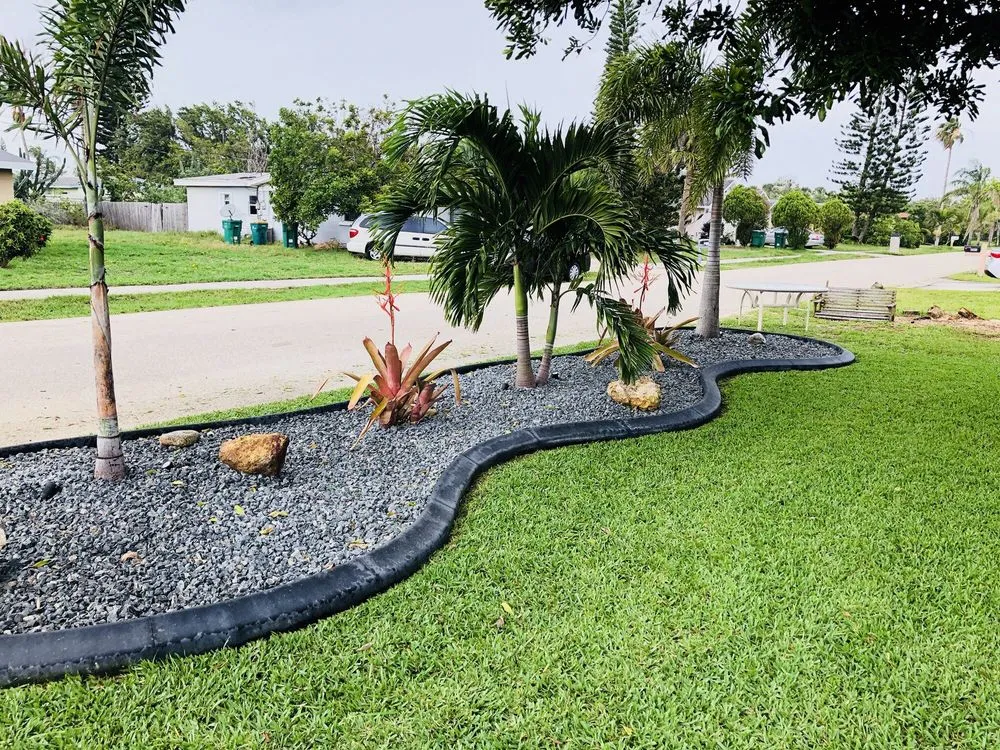 Expert yard maintenance for outdoor upgrades across Melbourne, FL - Smilin' Curbs