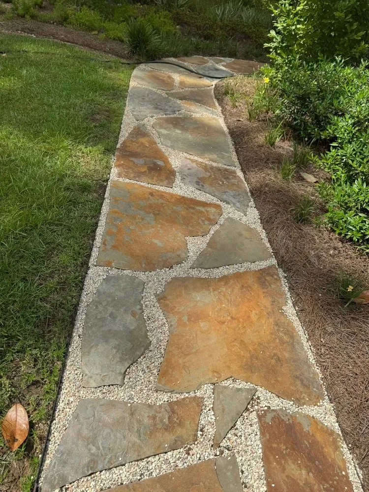 Top-rated garden landscaping for beautiful yards in Covington, LA by Smith & Sons