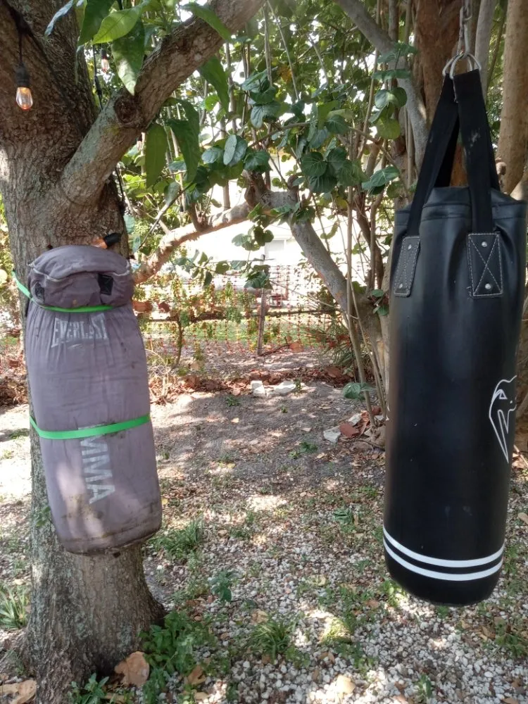 Affordable lawn care service experts serving Riviera Beach, FL - Smith Advance Landscape