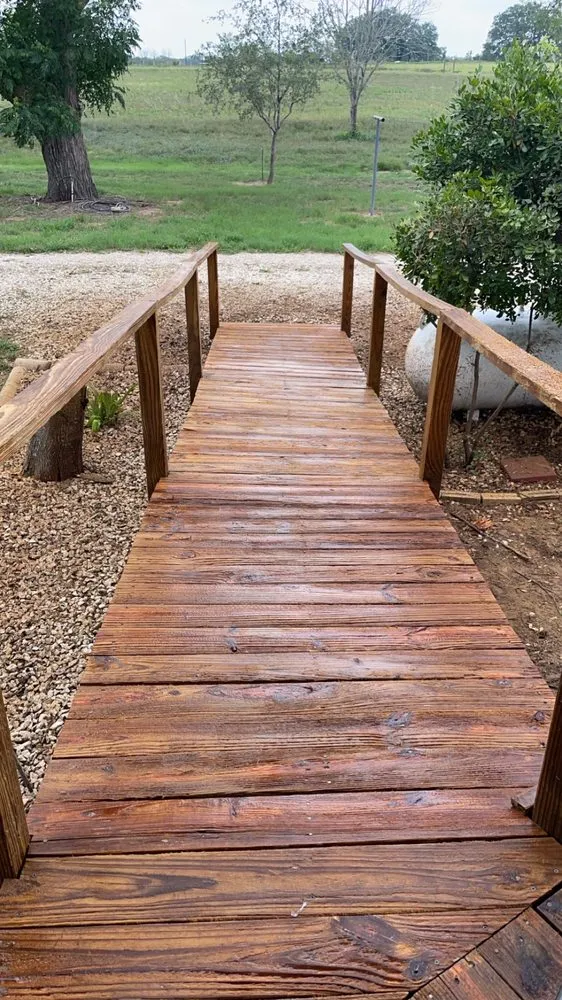 Local landscaping services experts serving Devine, TX - Smith And Myers Home Remodeling